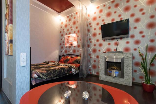 Modern Luxury Studio In The Center Of Kharkiv At Konstitutsii Square エクステリア 写真